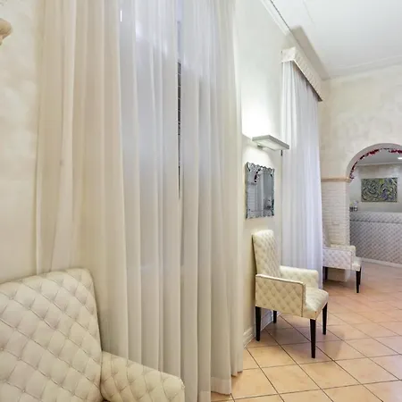 Kapselhotel Pretty In Vatican Center