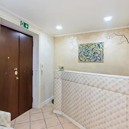 Pretty In Vatican Center Kapselhotel Rom
